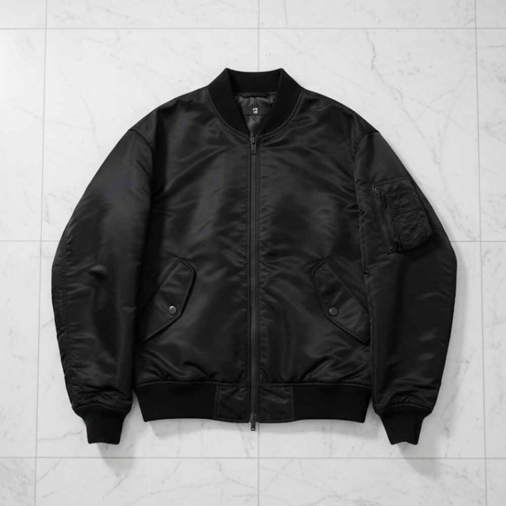 ついにあの伝説が復活！ユニクロ「ハイブリッドダウンオーバーサイズMA